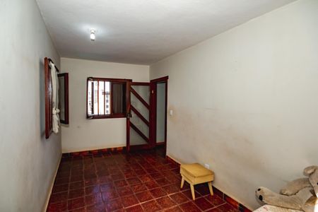 Casa para alugar com 535m², 5 quartos e 2 vagasQuarto 4