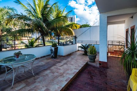 Casa para alugar com 535m², 5 quartos e 2 vagasÁrea comum