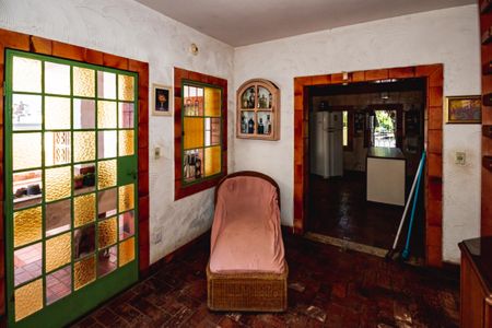 Casa para alugar com 5 quartos, 535m² em Castelo, Belo Horizonte