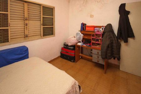 Casa à venda com 3 quartos, 250m² em Vila Ema, São Paulo