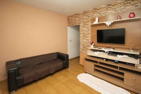 Casa à venda com 3 quartos, 250m² em Vila Ema, São Paulo