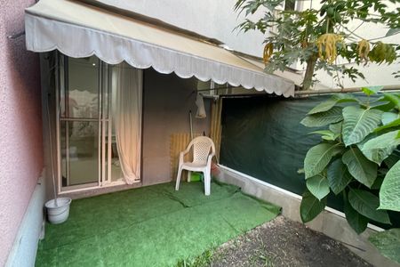 Apartamento para alugar com 70m², 2 quartos e 1 vagaVaranda