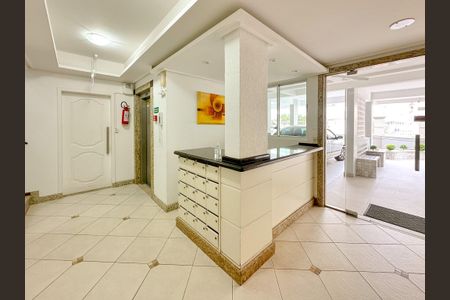 Apartamento para alugar com 117m², 3 quartos e 2 vagasHall de entrada