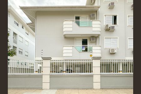 Apartamento para alugar com 117m², 3 quartos e 2 vagasPlaquinha