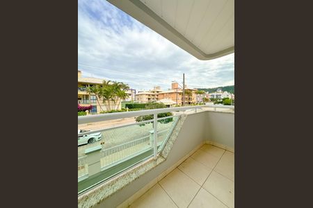 Apartamento para alugar com 117m², 3 quartos e 2 vagasVaranda