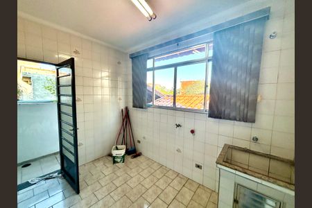 Casa à venda com 240m², 3 quartos e 1 vagaÁrea de Serviço