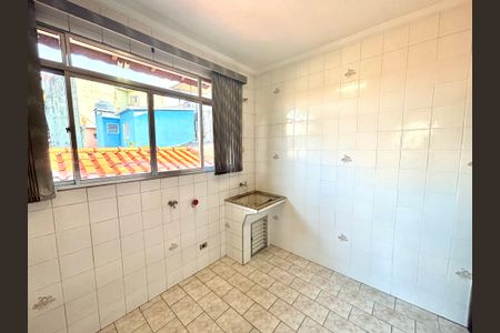 Casa à venda com 240m², 3 quartos e 1 vagaÁrea de Serviço