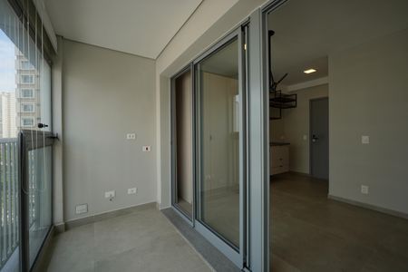 Varanda de kitnet/studio para alugar com 1 quarto, 25m² em Vila Mariana, São Paulo