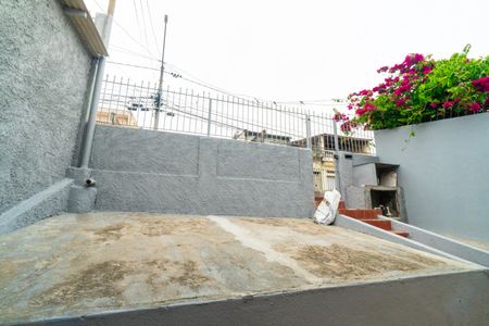 Vista do Quarto 1 de casa para alugar com 2 quartos, 120m² em Vila Fachini, São Paulo