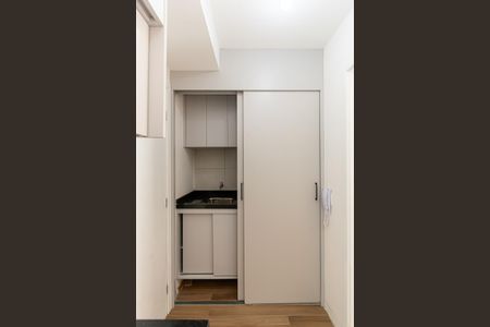 Apartamento à venda com 49m², 3 quartos e 1 vagaÁrea de Serviço