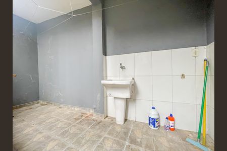 Área de Serviço de casa para alugar com 1 quarto, 40m² em Mutinga, Osasco