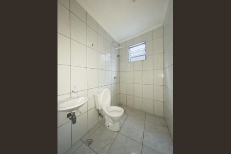 Banheiro de casa para alugar com 1 quarto, 40m² em Mutinga, Osasco