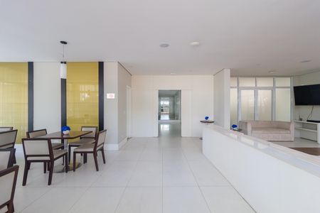 Apartamento à venda com 77m², 2 quartos e 2 vagas Apartamento à venda com 77m², 2 quartos e 2 vagasSalão de Festas