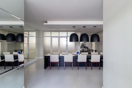 Apartamento à venda com 77m², 2 quartos e 2 vagas Apartamento à venda com 77m², 2 quartos e 2 vagasEspaço Gourmet