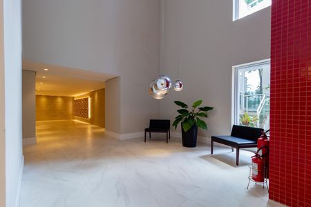 Apartamento à venda com 77m², 2 quartos e 2 vagas Apartamento à venda com 77m², 2 quartos e 2 vagasHall social