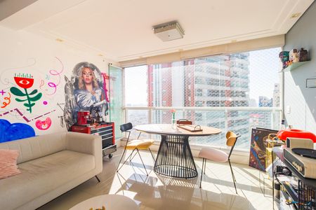 Varanda de apartamento à venda com 2 quartos, 77m² em Vila Regente Feijó, São Paulo