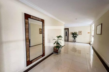 Apartamento à venda com 47m², 2 quartos e 1 vagaHall
