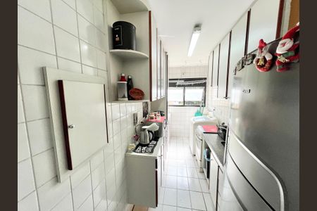 Apartamento à venda com 47m², 2 quartos e 1 vagaCozinha e Área de Serviço