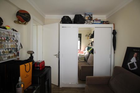 Apartamento à venda com 58m², 2 quartos e 2 vagasQuarto 2