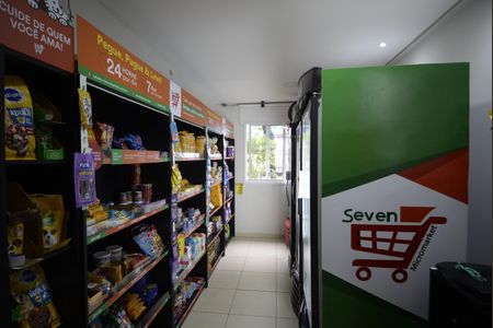 Apartamento para alugar com 33m², 1 quarto e sem vagaMini Mercado