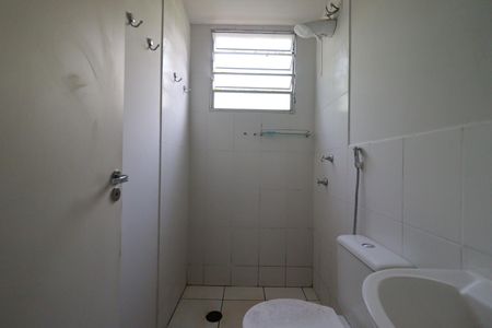 Apartamento para alugar com 45m², 2 quartos e 1 vaga Apartamento para alugar com 45m², 2 quartos e 1 vagaBanheiro