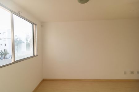 Apartamento à venda com 58m², 2 quartos e 1 vaga Apartamento à venda com 58m², 2 quartos e 1 vagaSalas