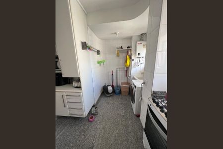 Apartamento à venda com 60m², 2 quartos e 2 vagasCozinha