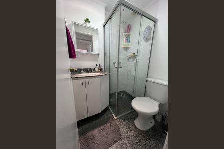 Banheiro de apartamento para alugar com 2 quartos, 60m² em Santana, São Paulo