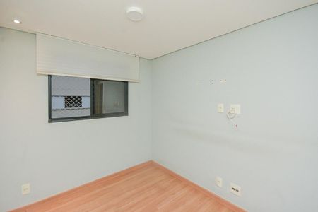 Quarto 1 de apartamento para alugar com 2 quartos, 50m² em Jardim Umuarama, São Paulo
