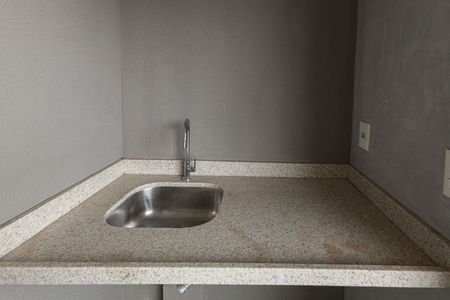 Apartamento para alugar com 71m², 2 quartos e 1 vagaSacada