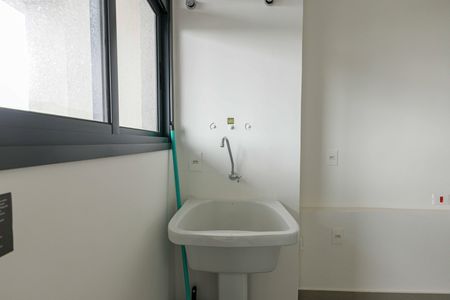 Apartamento para alugar com 71m², 2 quartos e 1 vagaÁrea de Serviço