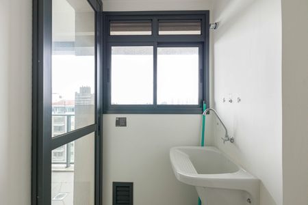 Apartamento para alugar com 71m², 2 quartos e 1 vagaÁrea de Serviço