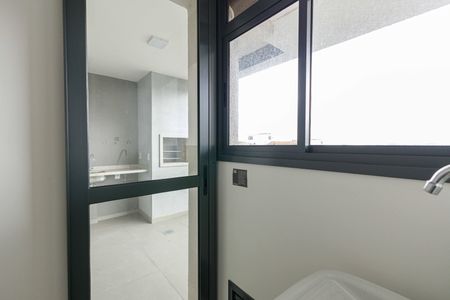 Apartamento para alugar com 71m², 2 quartos e 1 vagaÁrea de Serviço