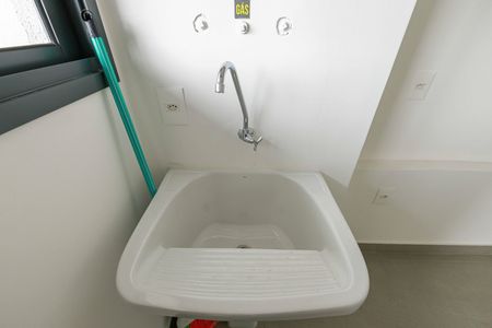 Apartamento para alugar com 71m², 2 quartos e 1 vagaÁrea de Serviço