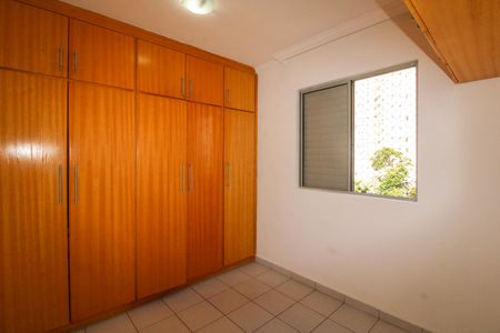Apartamento para alugar com 70m², 2 quartos e 2 vagasQuarto 