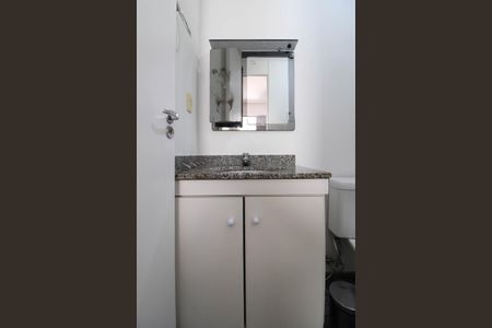 Apartamento para alugar com 70m², 2 quartos e 2 vagasBanheiro Suíte 