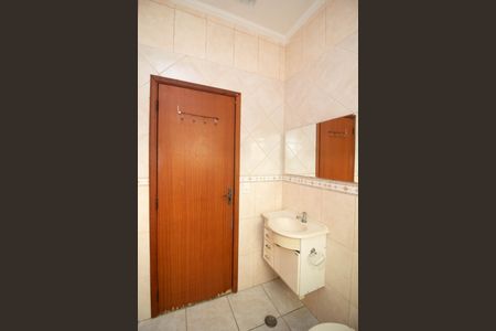 Casa para alugar com 128m², 3 quartos e 3 vagasBanheiro