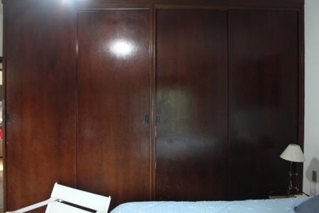 Quarto 1 de casa de condomínio para alugar com 4 quartos, 200m² em Chácara das Paineiras, Cotia