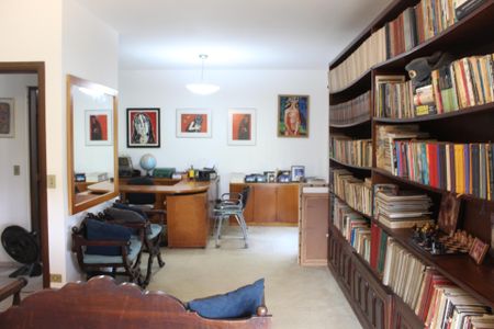Casa de condomínio para alugar com 200m², 4 quartos e 2 vagas Casa de condomínio para alugar com 200m², 4 quartos e 2 vagasQuarto 3