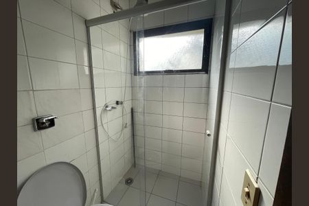 Casa de condomínio para alugar com 200m², 4 quartos e 2 vagas Casa de condomínio para alugar com 200m², 4 quartos e 2 vagasBanheiro