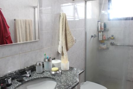 Casa de condomínio para alugar com 200m², 4 quartos e 2 vagas Casa de condomínio para alugar com 200m², 4 quartos e 2 vagasBanheiro