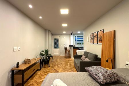 Apartamento para alugar com 1 quarto, 40m² em Leme, Rio de Janeiro