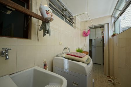 Apartamento à venda com 98m², 3 quartos e 1 vagaÁrea de Serviço