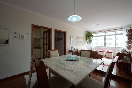 Apartamento à venda com 98m², 3 quartos e 1 vagaSala