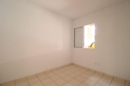 Quarto 1 de casa de condomínio para alugar com 2 quartos, 66m² em Aclimação, Uberlândia