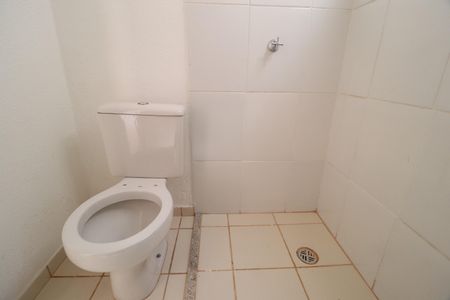 Casa de condomínio para alugar com 66m², 2 quartos e 2 vagasBanheiro Social