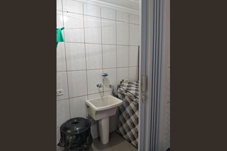 Casa para alugar com 80m², 2 quartos e 2 vagasÁrea de serviço