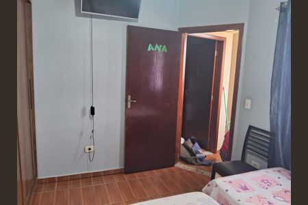 Casa para alugar com 80m², 2 quartos e 2 vagasQuarto