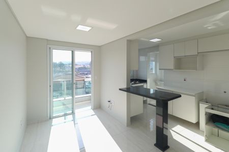 Sala de apartamento para alugar com 3 quartos, 65m² em Vila Nova Mazzei, São Paulo
