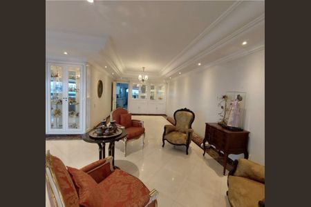 Apartamento à venda com 480m², 4 quartos e 5 vagas Apartamento à venda com 480m², 4 quartos e 5 vagasSala